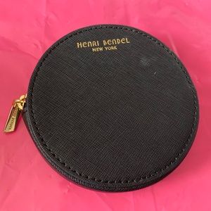 Henri Bendel New Your coin pouch